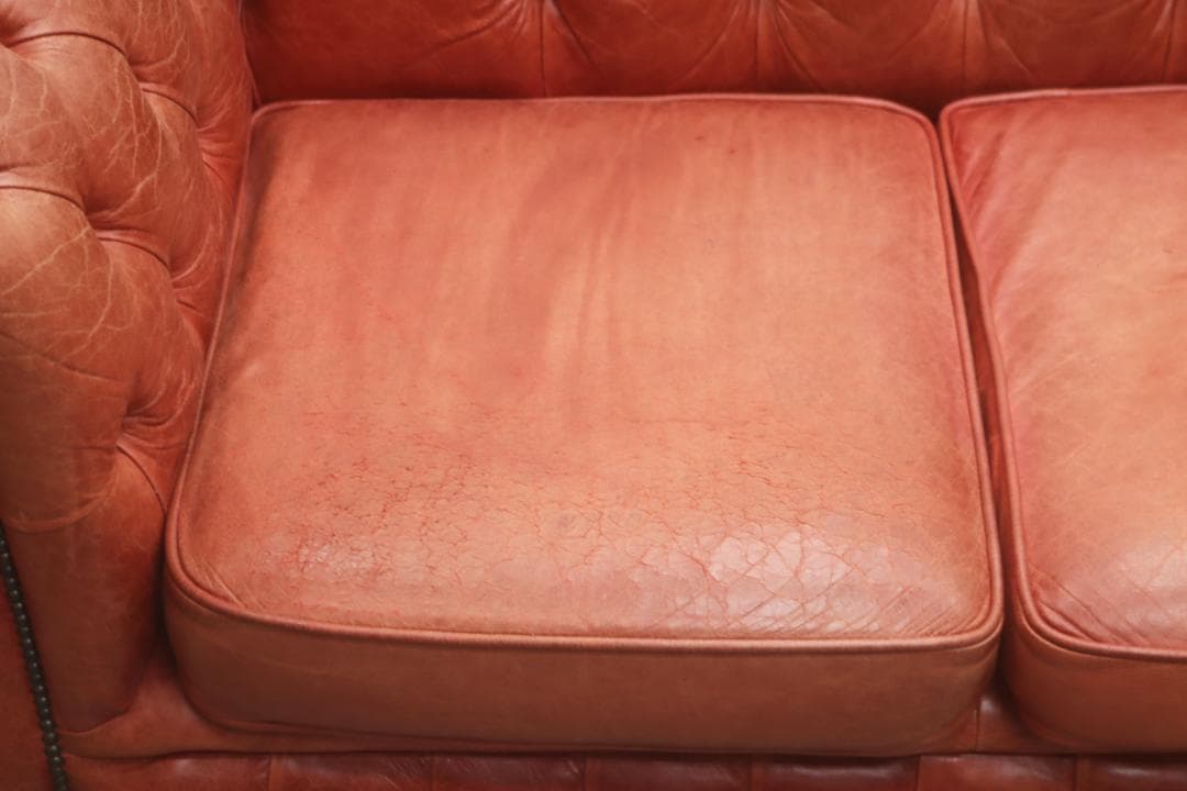 イギリス DISTINCTIVE チェスターフィールド 3Pソファ ヴィンテージ