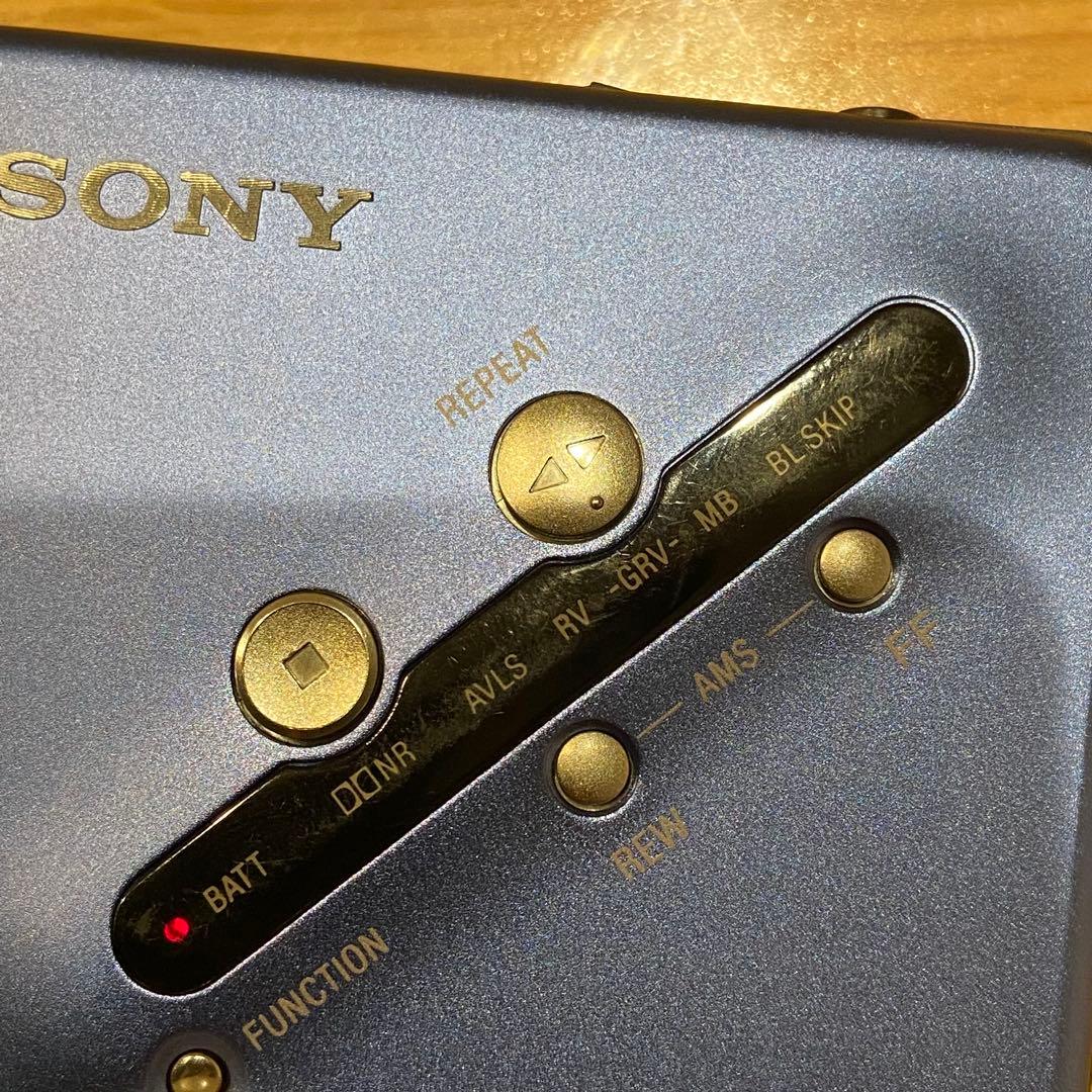 S*i様 【美品ジャンク】 SONY WALKMAN WM-EX677カセットウ
