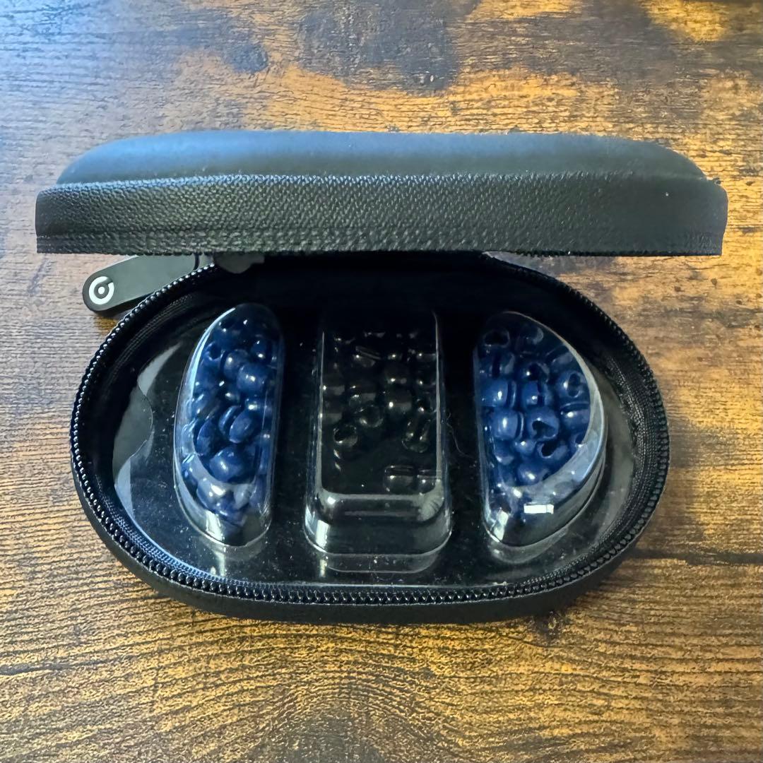 Beats × fragment カスタム ワイヤレスイヤホン ブラック