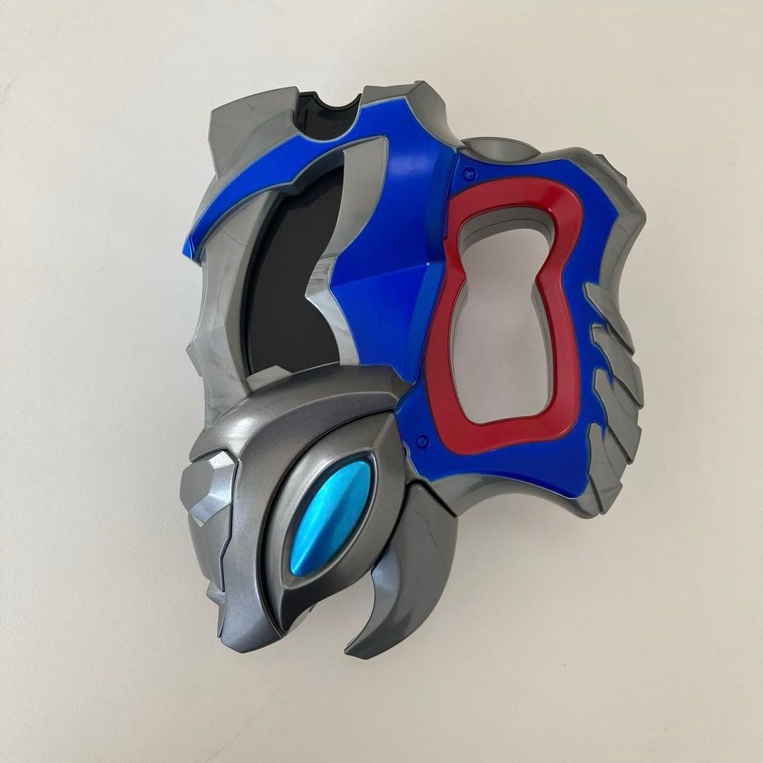 ウルトラマン　フィギュア、おもちゃ、カード