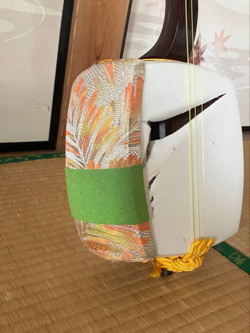地唄三味線 中棹 皮破れあり 現状品 和楽器