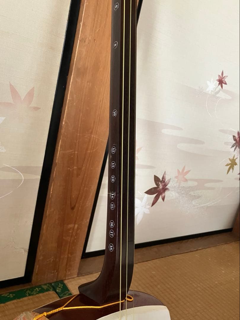 地唄三味線 中棹 皮破れあり 現状品 和楽器