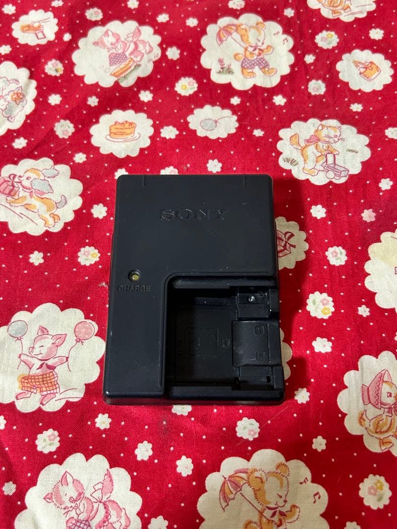 【充電器付】SONYサイバーショット2台＋Kenko デジカメ3台 ジャンク