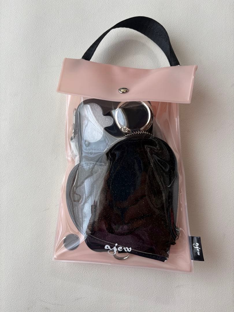 Ajew iPhone16 / black 【PVC heart】