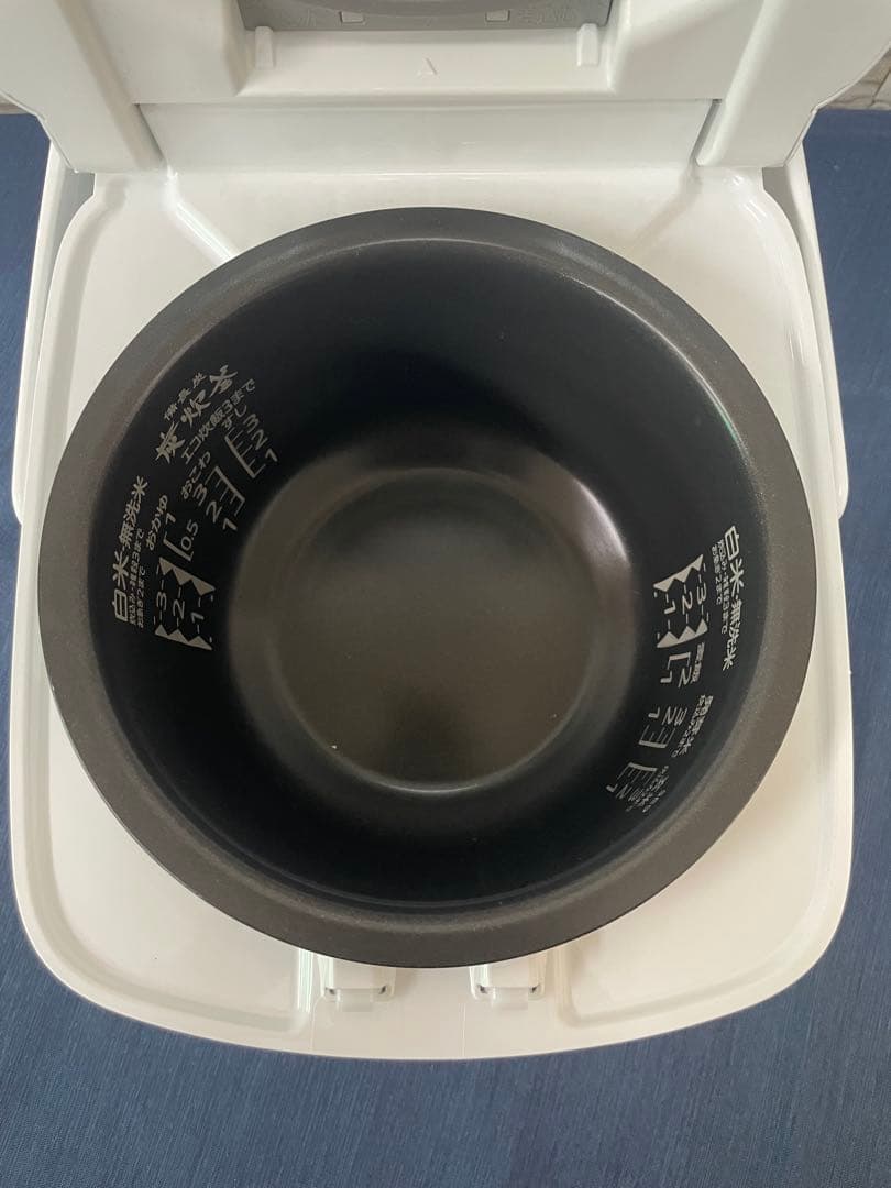Mitsubishi NJ-SEA06-W炊飯器 ホワイト 22年製