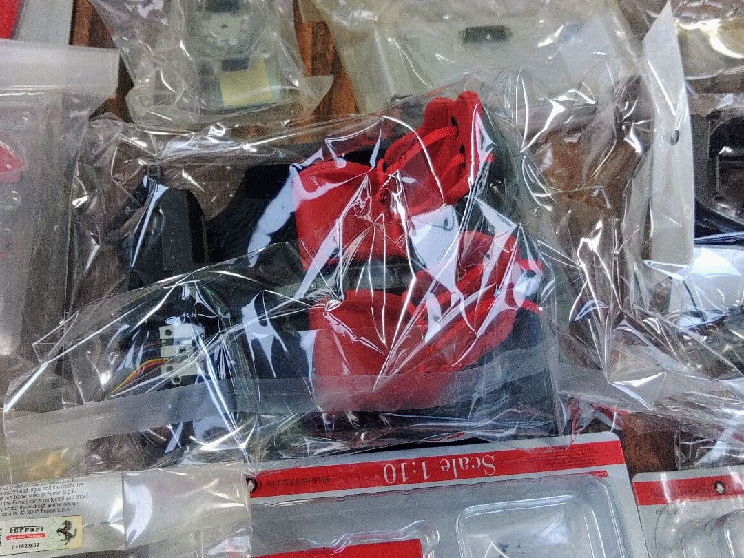 部品まとめ売り！デアゴスティーニ　週刊　エンツォフェラーリ1/10　パーツ