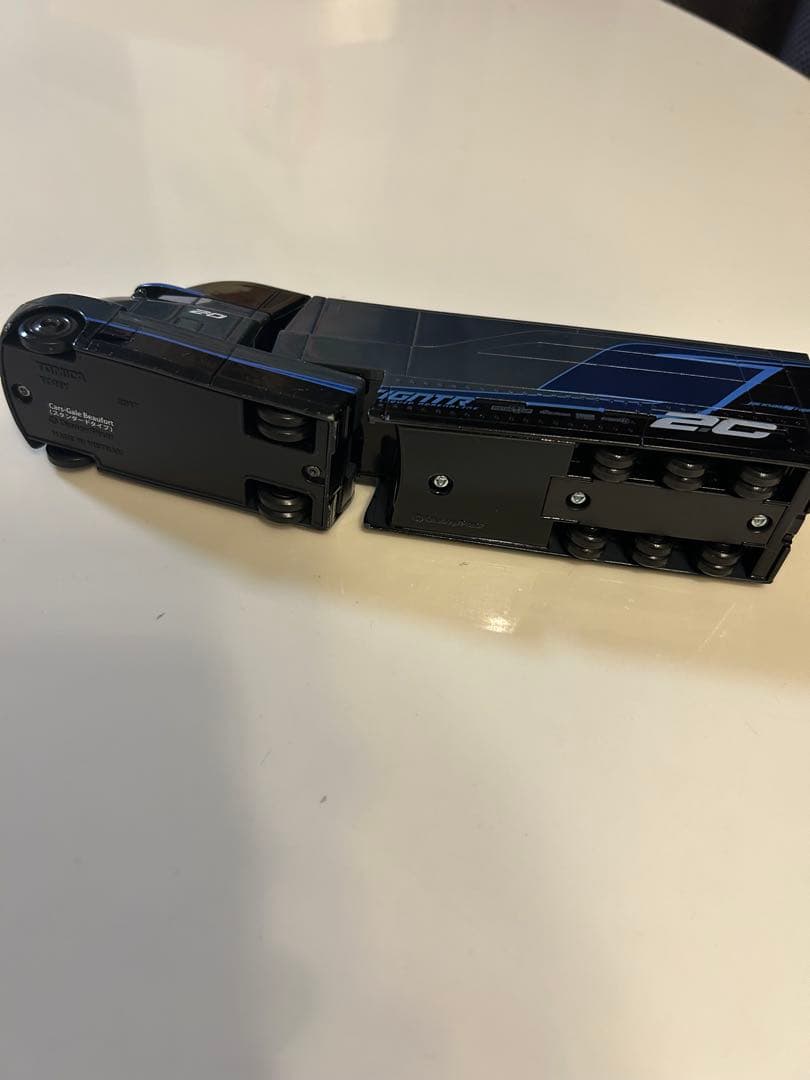 トミカ　カーズ ミニカー 37台　まとめ売り トレーラー付 ［バラ売不可］