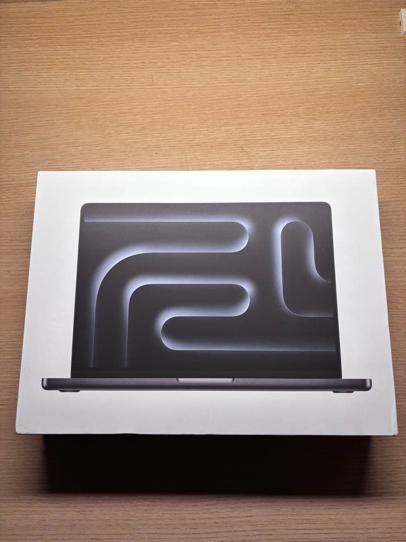 MacBook pro 16GB 512GB M4 14インチ 2024年モデル