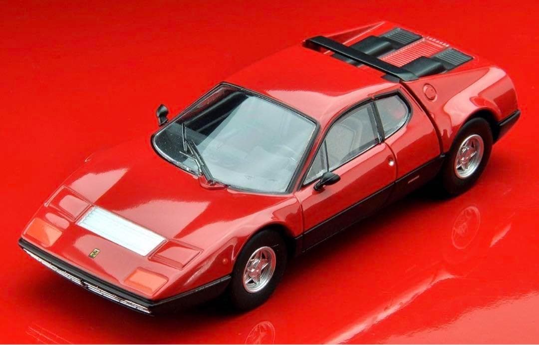 新品 トミカ・リミテッド・ヴィンテージネオ 1/64 フェラーリ365GT4BB