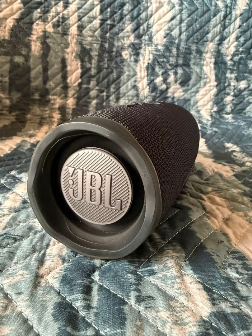 JBL ポータブルBluetoothスピーカーCHARGE4