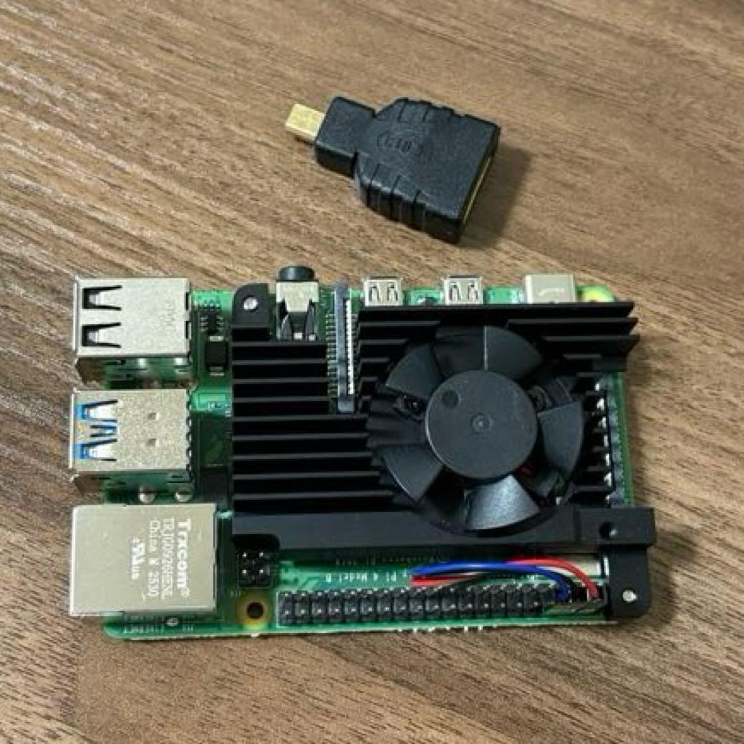 Raspberry Pi Model4B 4GB・液晶・ヒートシンクなど