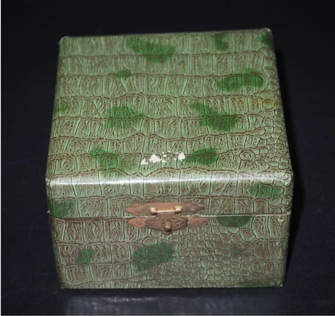 送料無料　極品細密手描き春画杯　九谷焼　ぐい呑み　箱付