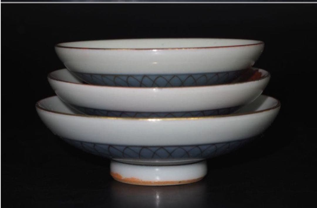 送料無料　極品細密手描き春画杯　九谷焼　ぐい呑み　箱付