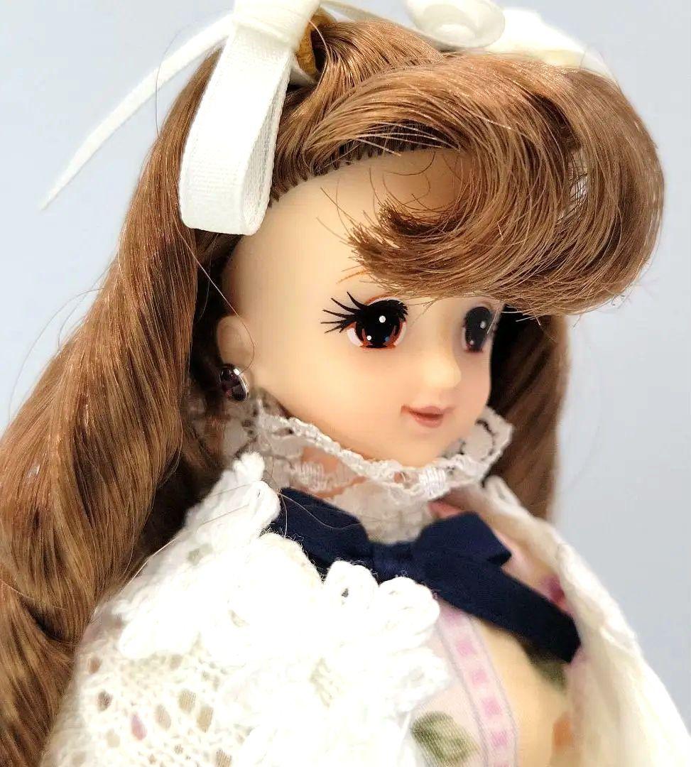 ■リカちゃんキャッスルオリジナル　バースデー　ジェニー