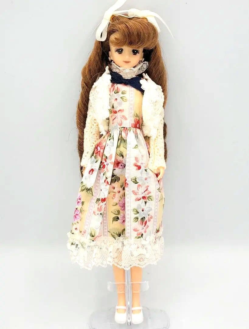 ■リカちゃんキャッスルオリジナル　バースデー　ジェニー