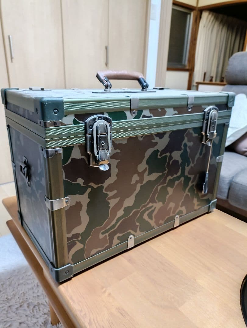 ビデオカメラ HITACHI VK-C800R