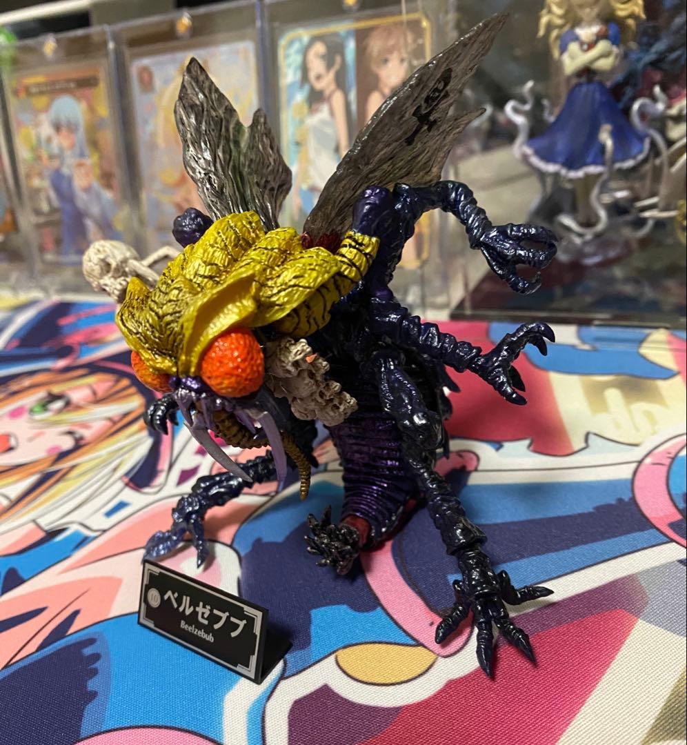 女神転生　フィギュア　ベルゼブブ