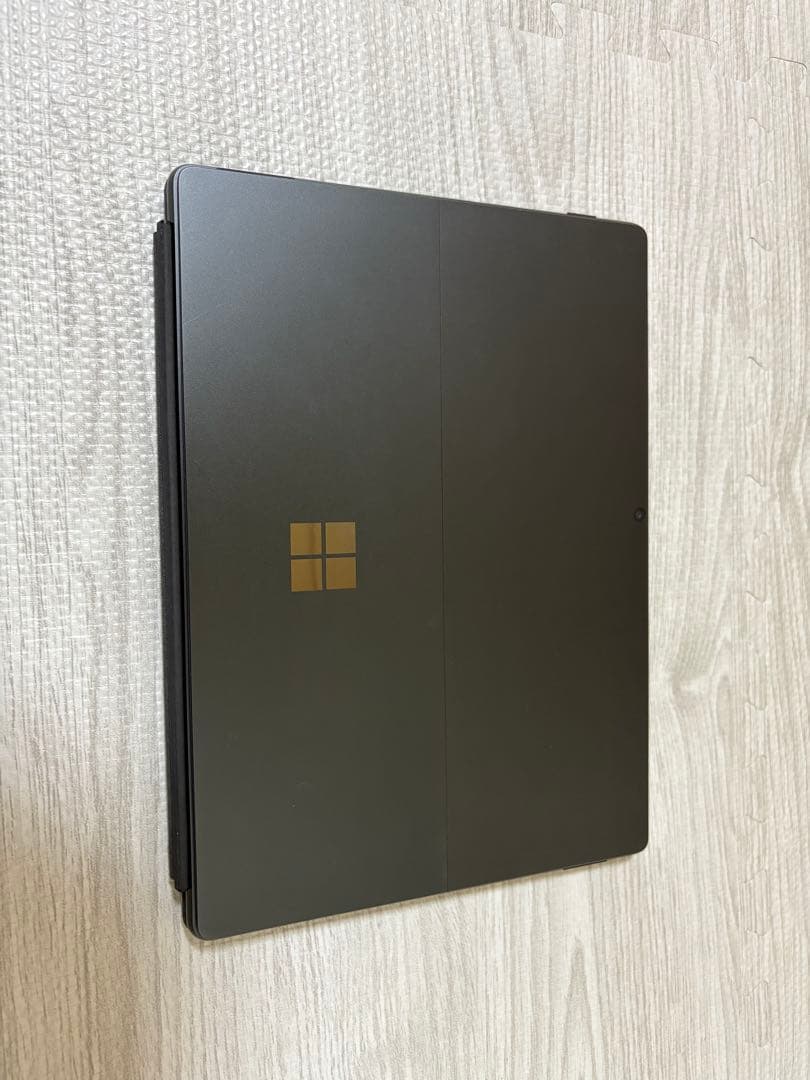 【美品】Microsoft surface pro 8 256GB