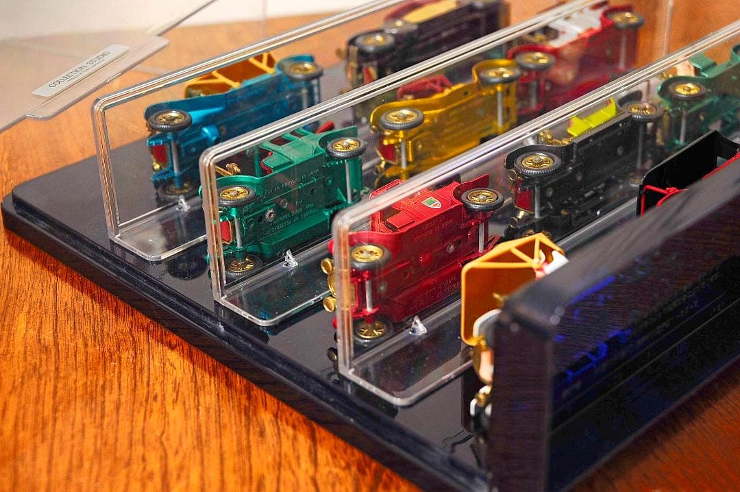★MATCHBOX　ミニカー クラシックカーコレクション集飾りケース♪