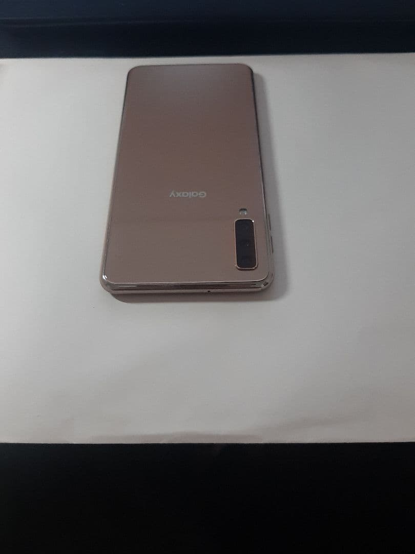 【美品】SIMフリー　Galaxy A7 スマートフォン 本体 ゴールド