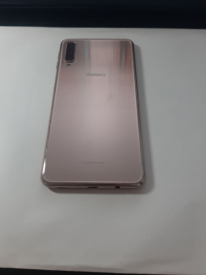 【美品】SIMフリー　Galaxy A7 スマートフォン 本体 ゴールド