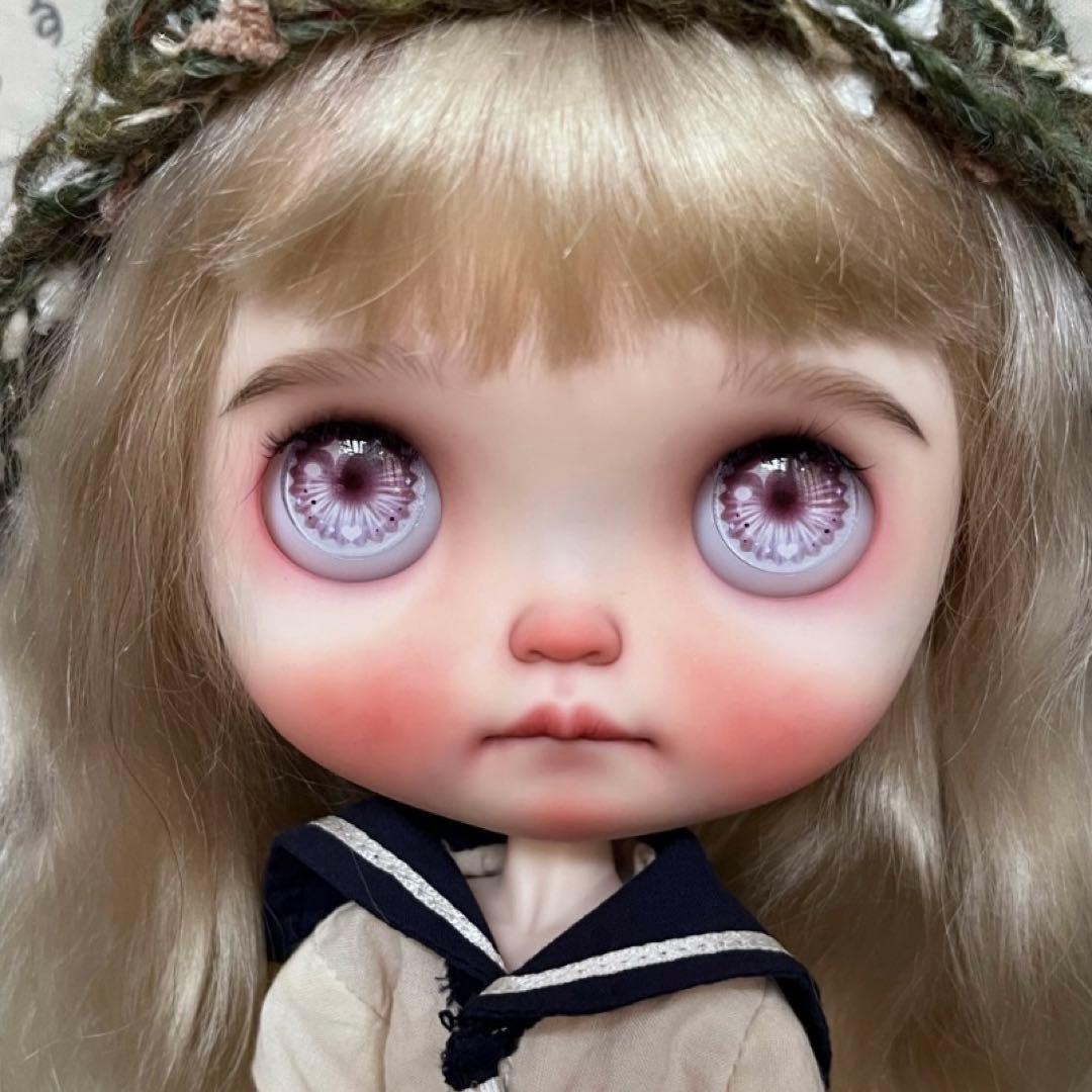 カスタムブライス 海外作家様 幼い 下唇を噛む かわいい 純粋 いい子ちゃん