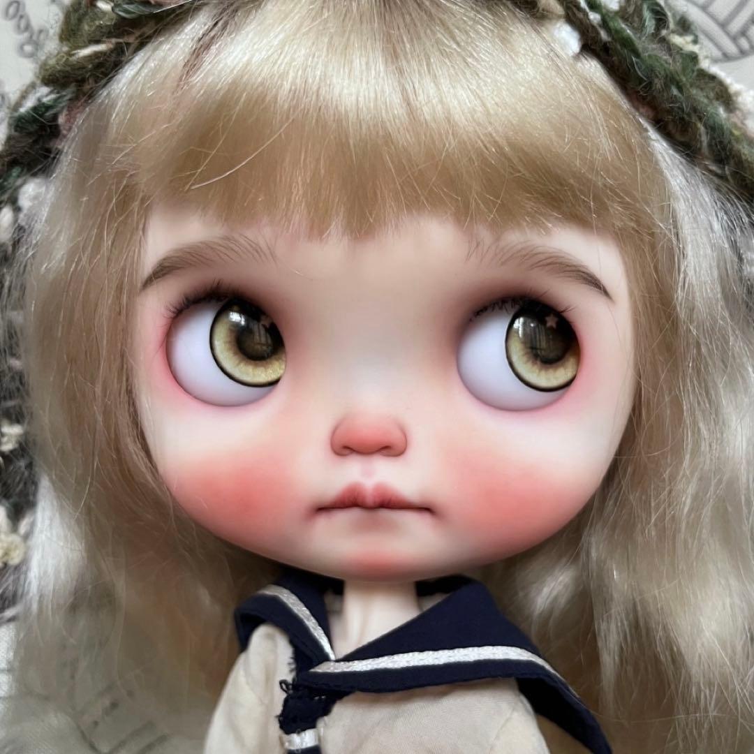 カスタムブライス 海外作家様 幼い 下唇を噛む かわいい 純粋 いい子ちゃん