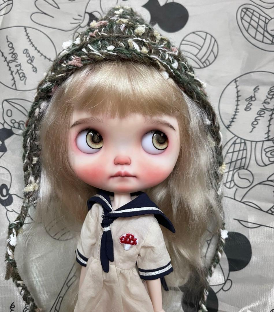 カスタムブライス 海外作家様 幼い 下唇を噛む かわいい 純粋 いい子ちゃん