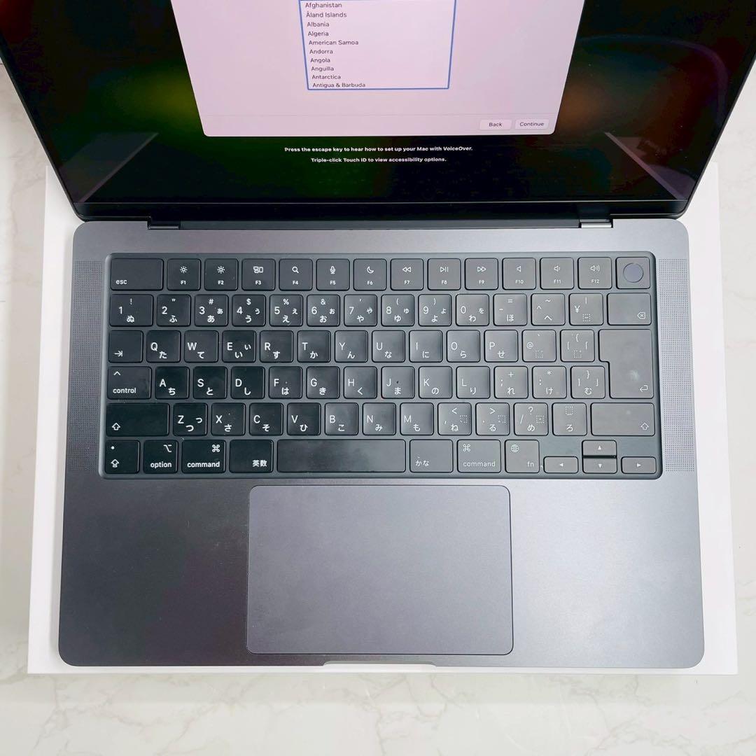 Macbook Pro M4 Pro 14インチ 2024 48GB 1TB