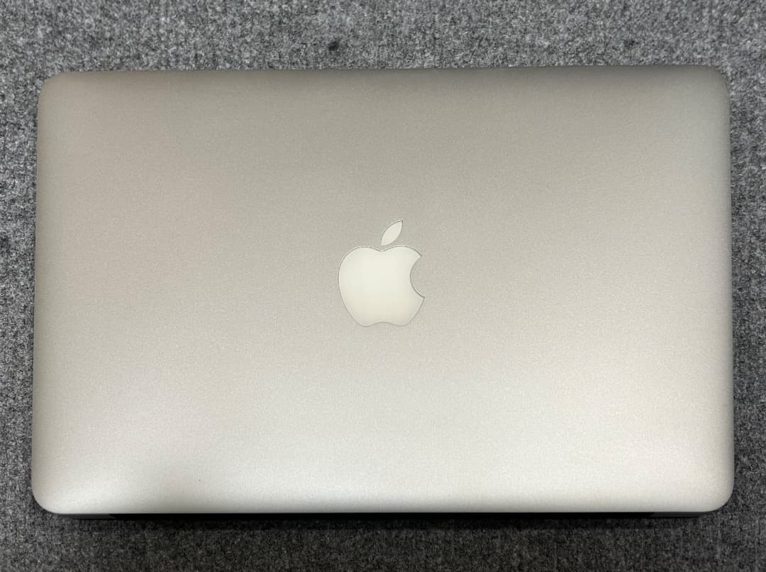 Macbook Air Corei5 1.6Ghz 11インチ 最終2016年製