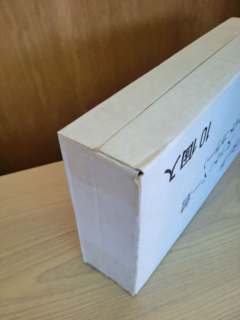 【未開封】ハイタッチストッパー君　ホワイトカラー　ワンタッチドアホルダー
