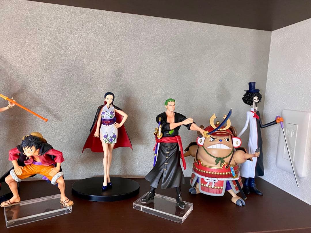 ONE PIECE フィギュア まとめ売り ルフィ ゾロ サンジ ロー カイドウ
