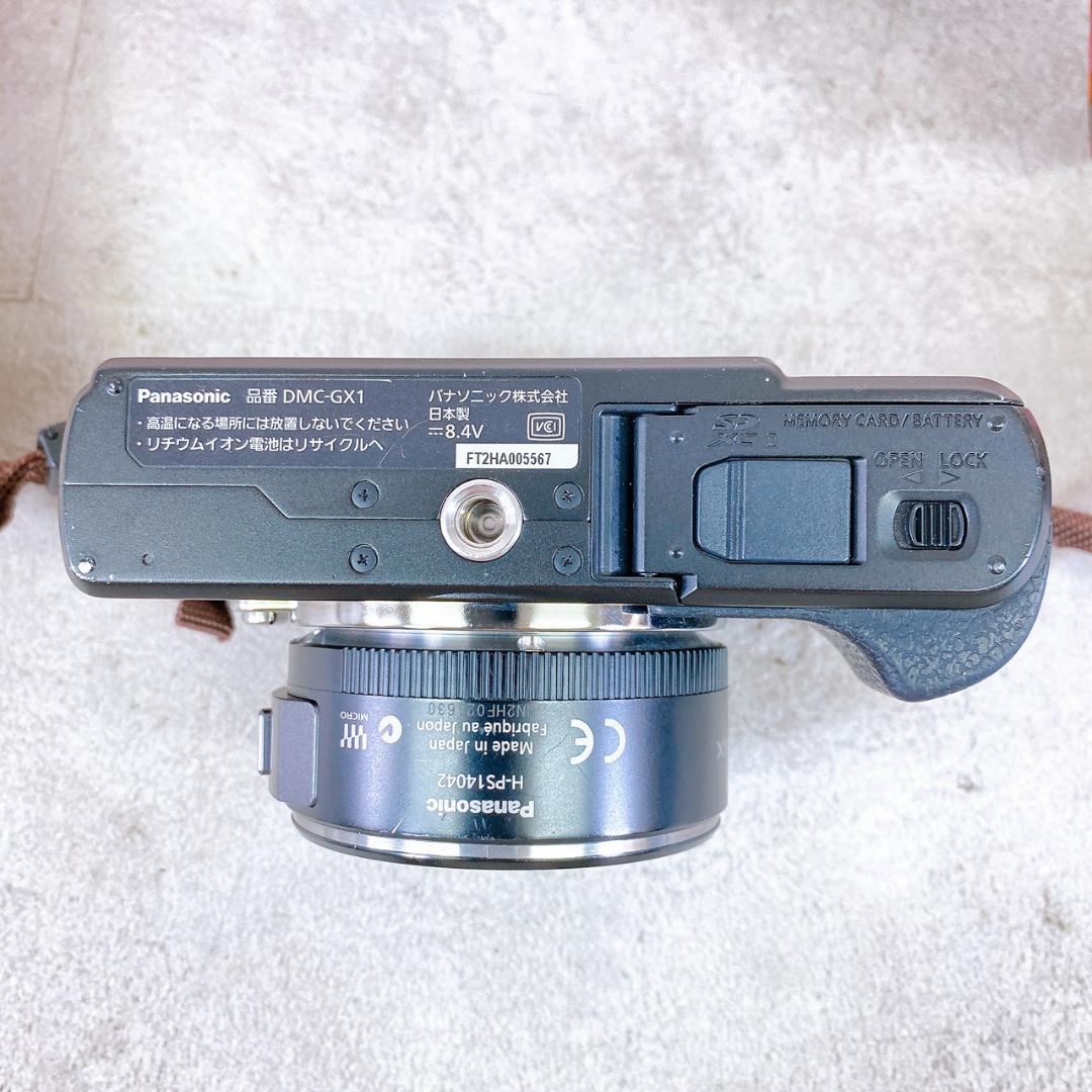Panasonic LUMIX DMC-GX1 14-42mm Xレンズキット