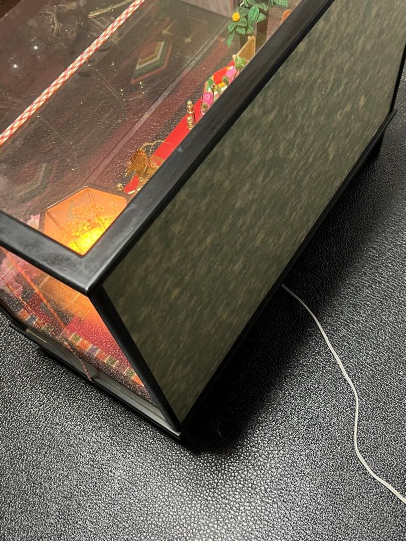 雛人形　親王飾　2人飾り　ガラスケース　オルゴール　元箱有　75×58×36cm