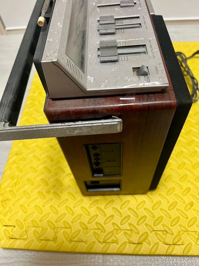 SONY CFS-V8 ステレオラジオカセット STEREO ZILBA'P