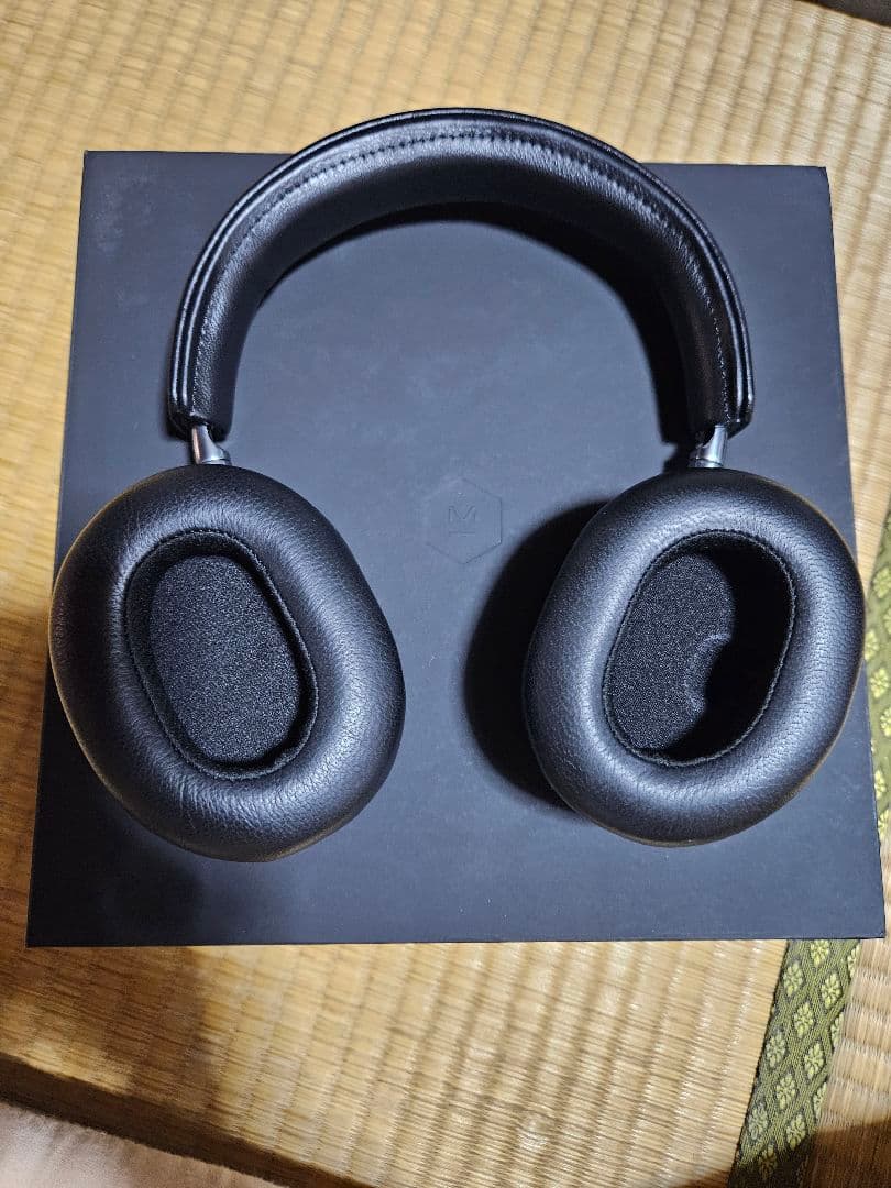 ほぼ未使用品 Master & Dynamic MW75 AMG