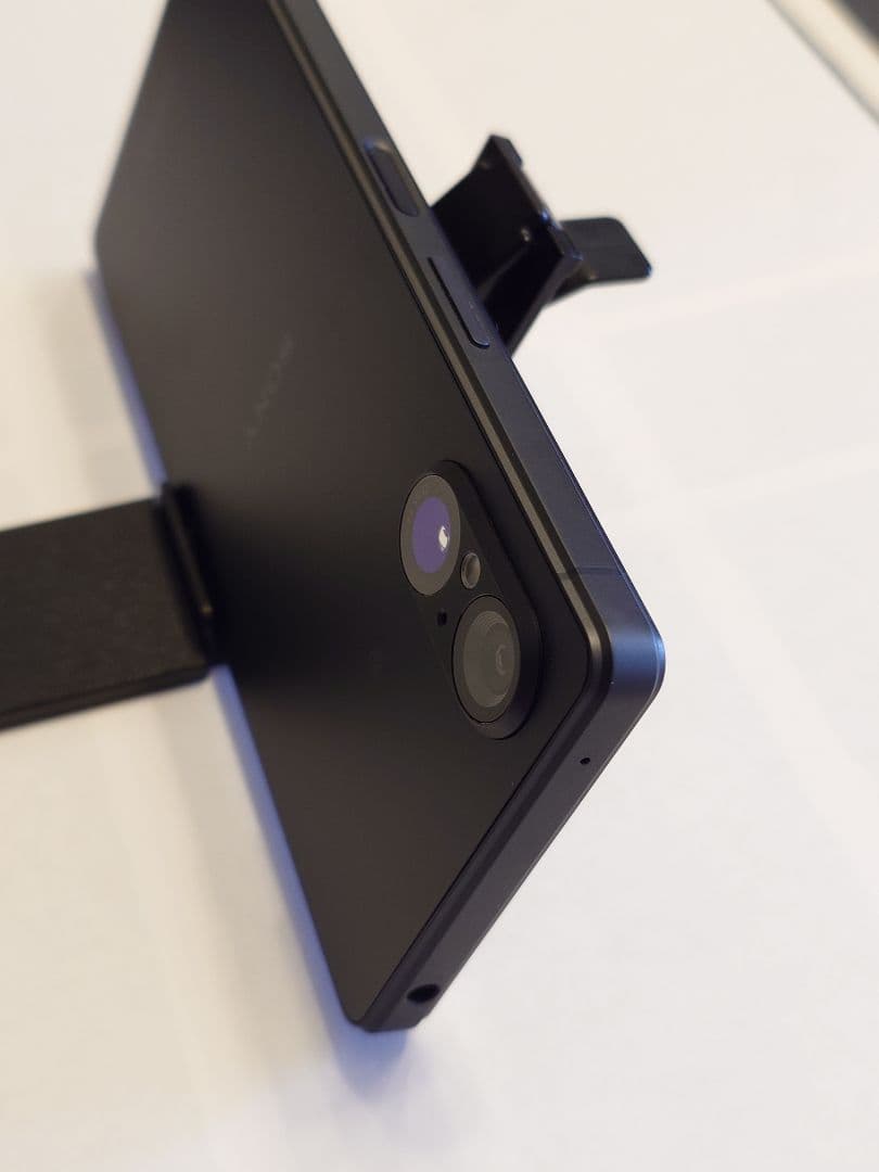 Xperia 5 V XQ-DE44 【超美品】 ガラスフィルム.ケース付き