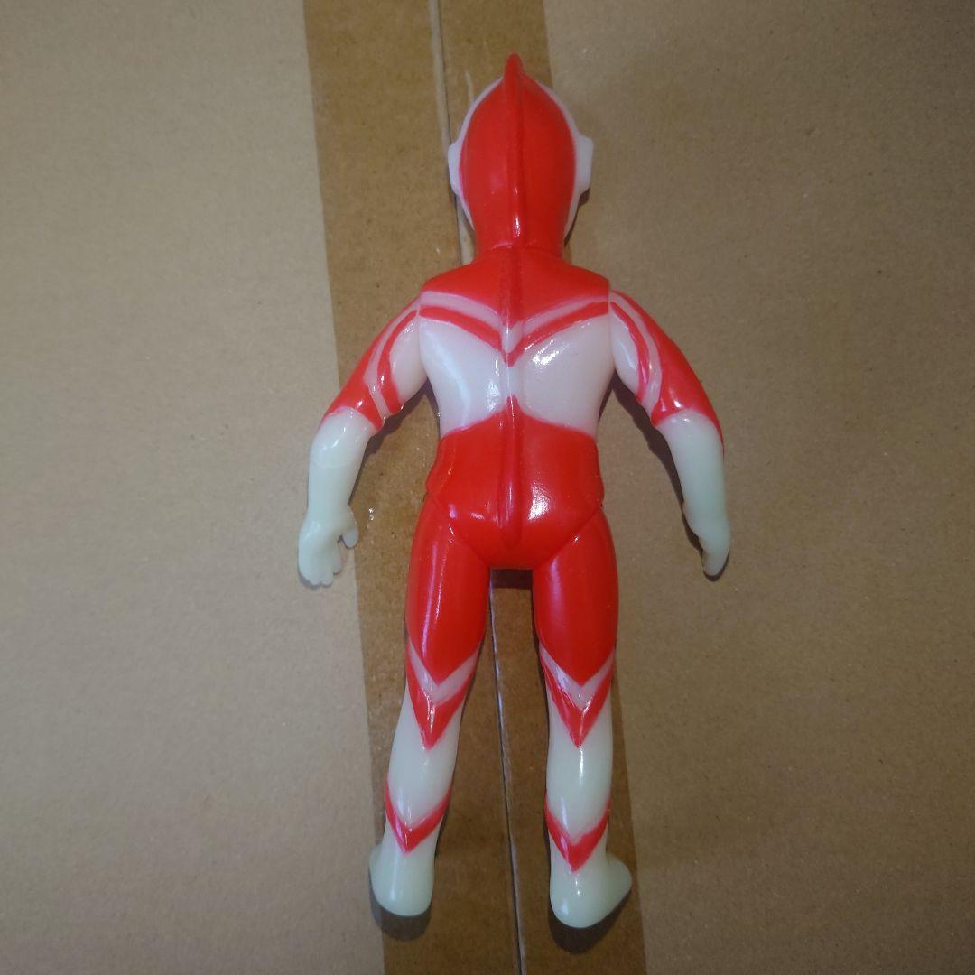 ヤモマーク ウルトラマンゾフィー ソフビ 蓄光