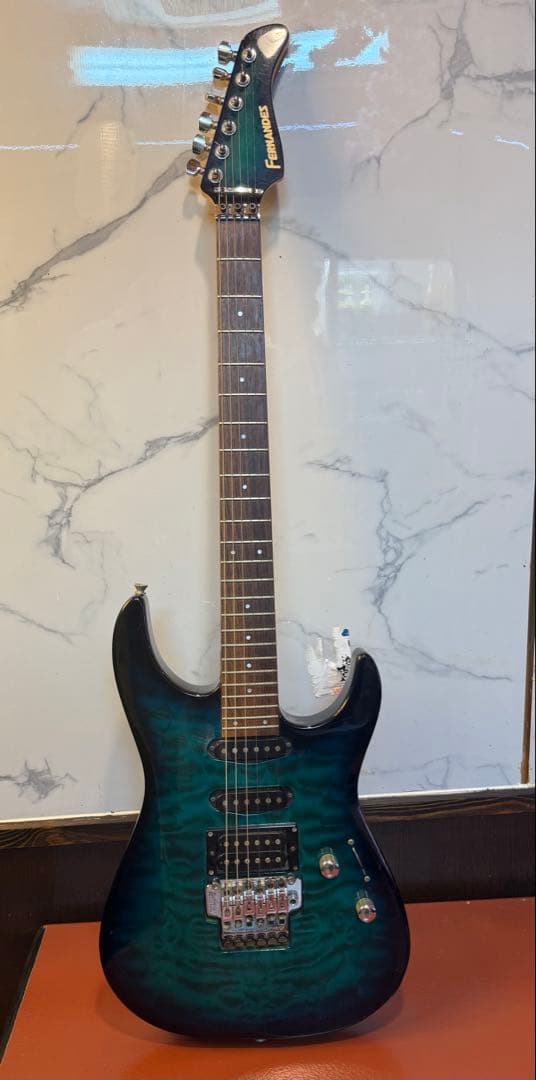 Fernandes エレキギター グラデーションブルー