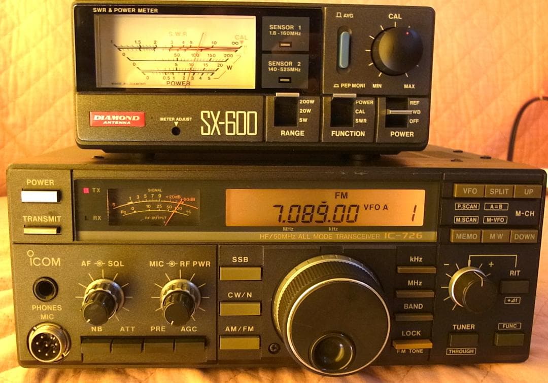 ICOM IC-726 HFトランシーバー