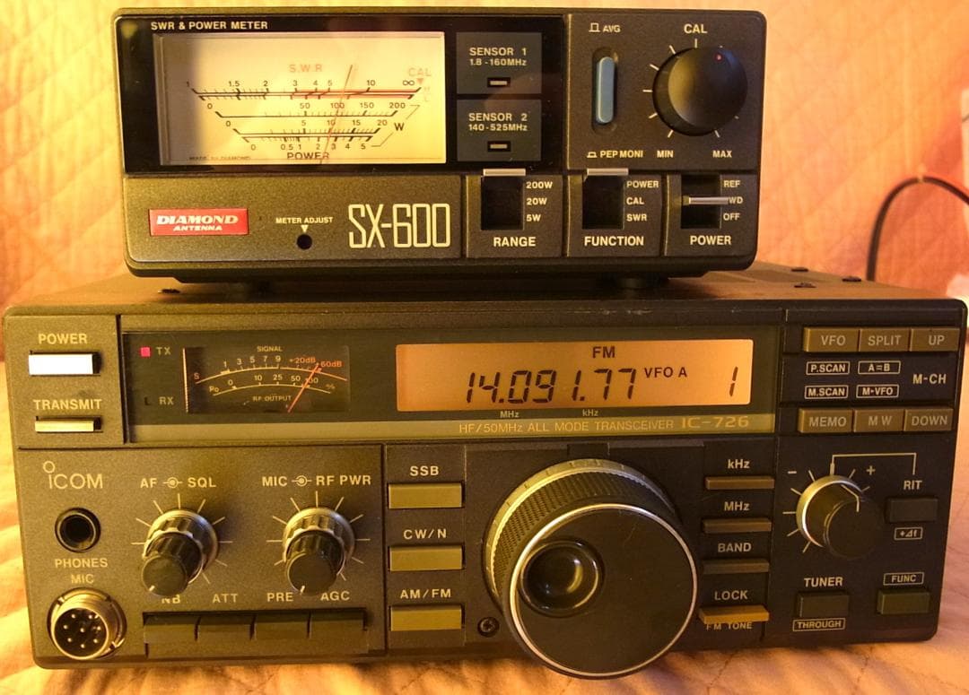 ICOM IC-726 HFトランシーバー