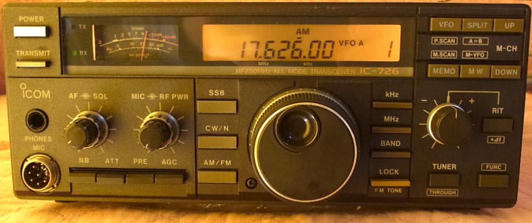 ICOM IC-726 HFトランシーバー