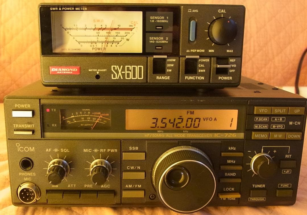 ICOM IC-726 HFトランシーバー