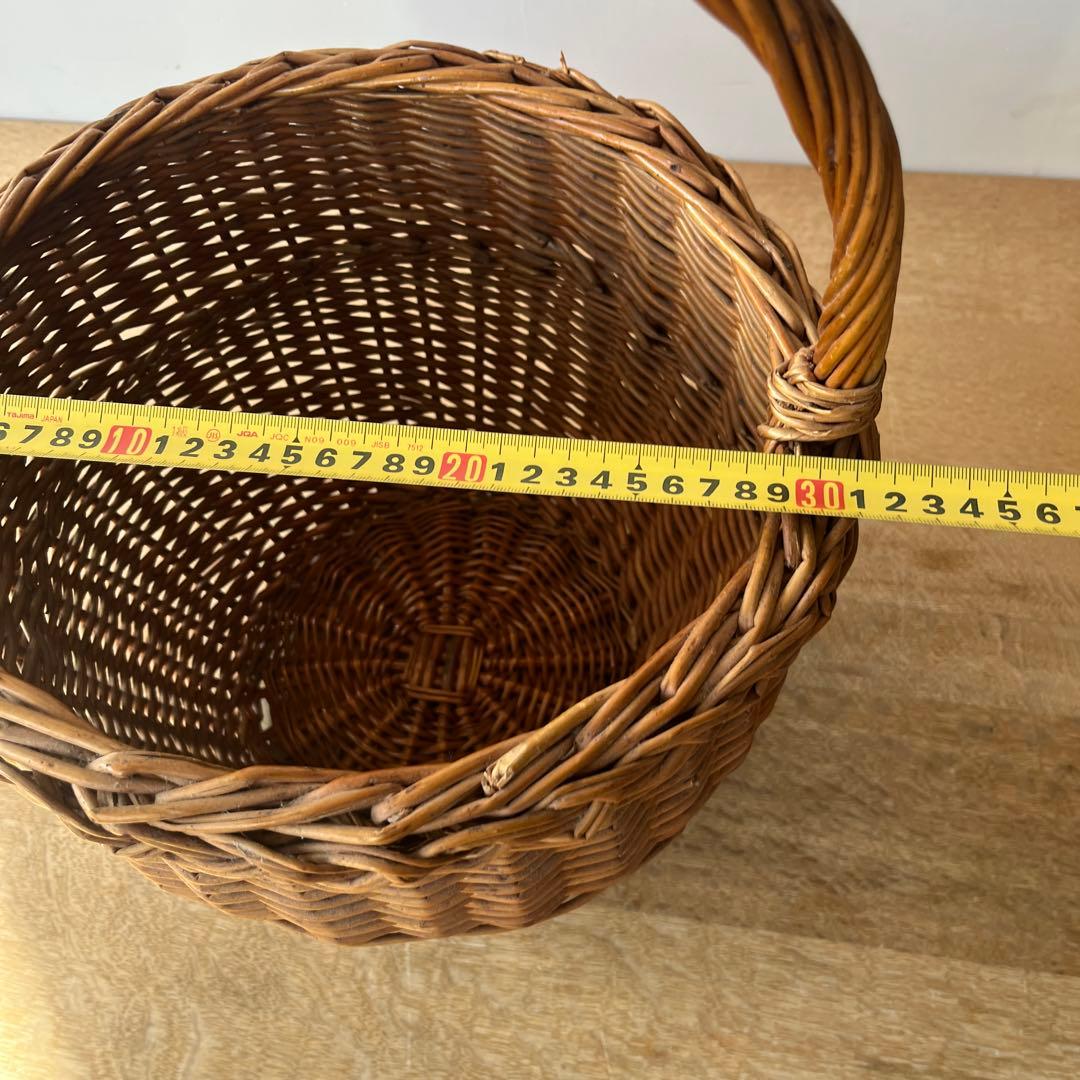 北欧ヴィンテージ　デンマークで買ったカゴ