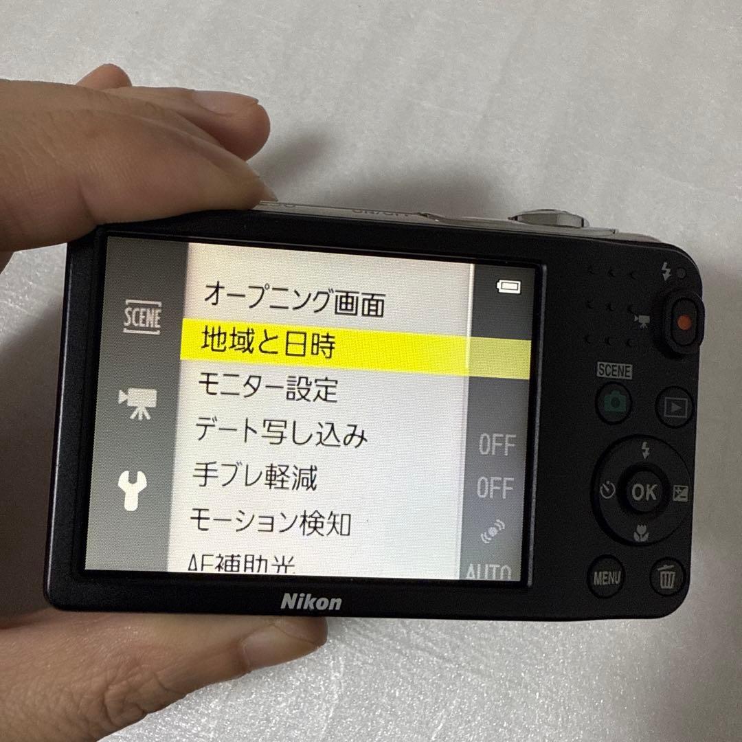 ❗️激安価格❗️デジカメ　本体　Nikon Coolpix L30