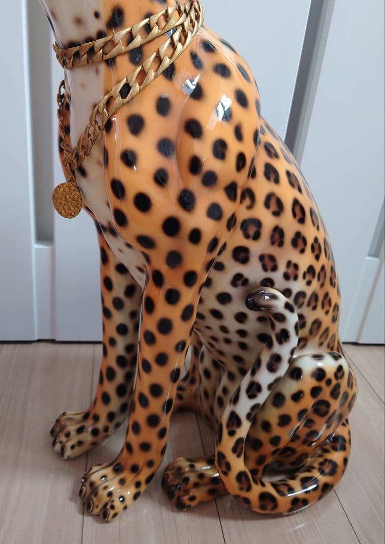 イタリア製　チーターの置き物　高さ約65cm　インテリア　オブジェ