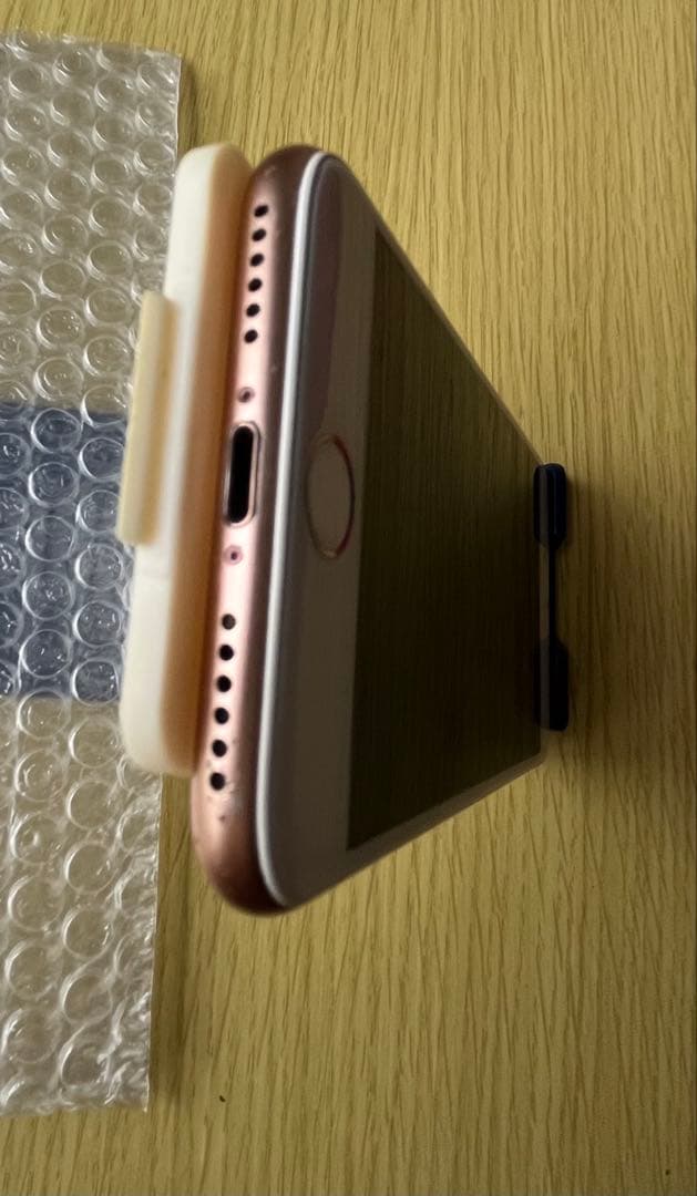iPhone8 本体　64GB SIMフリー