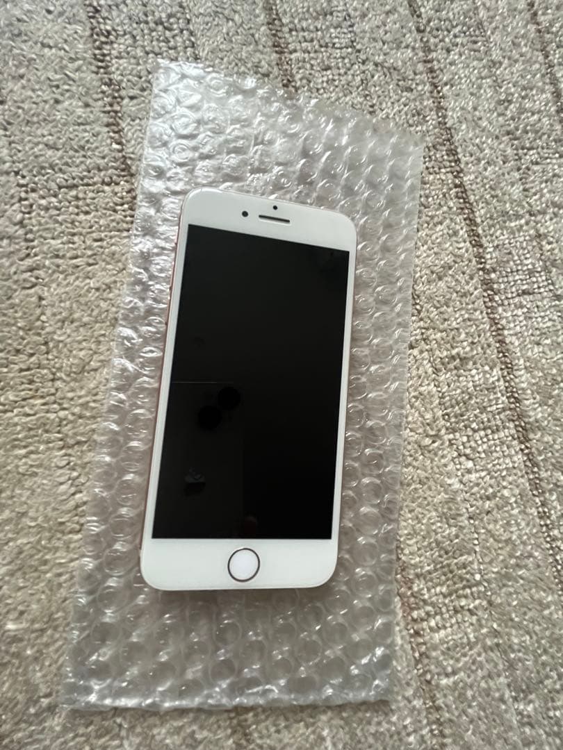 iPhone8 本体　64GB SIMフリー