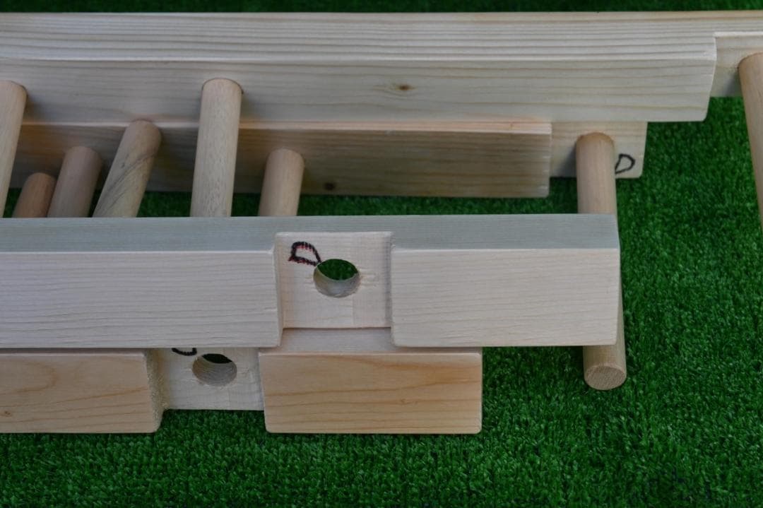 織り機 / 整経台　簡単組み立て式 5段①