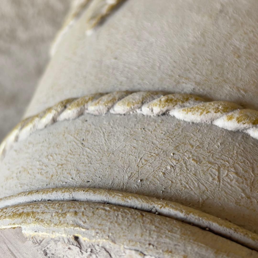 アンティーク風総薔薇レリーフ金色カスレ模様